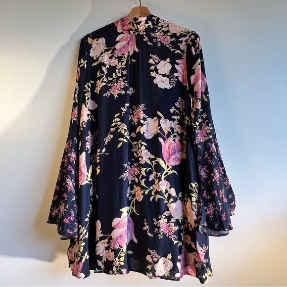 NWT FP Tate Floral Print Bell Sleeve Tunic - Picture 5 of 12